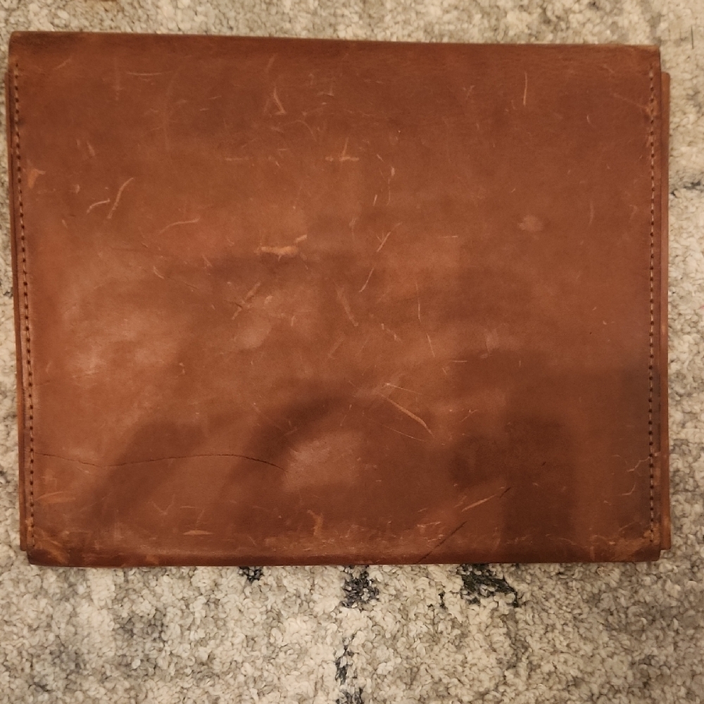Classic Brown Leather Laptop/tablet Sleeve - Picture 4 of 7